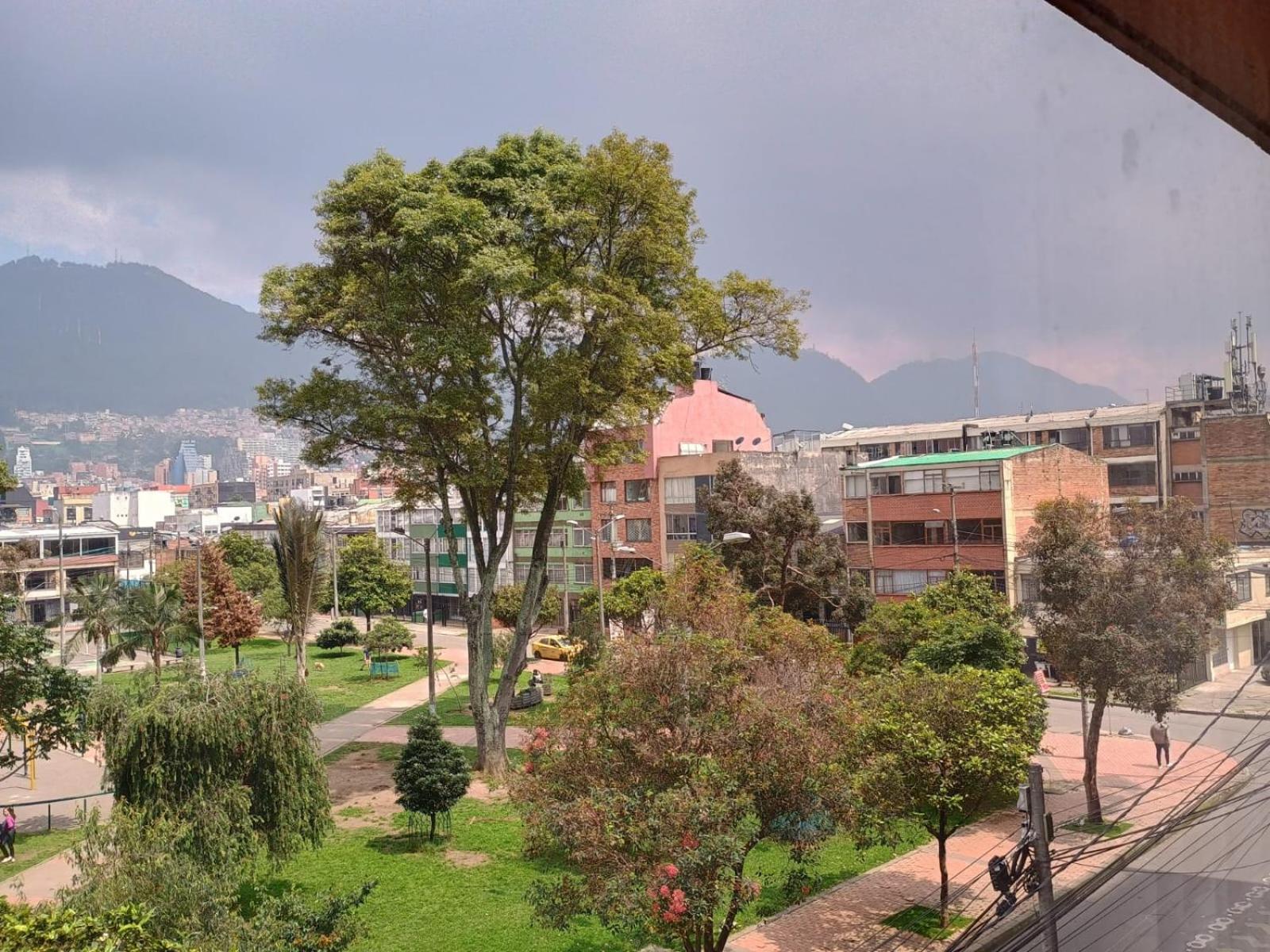 Hoteles Bogotá Inn Galerías Exterior foto